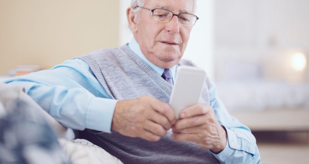 Digitaalinen terveydenhoito: omaa terveyttään voi hoitaa nykyisin myös puhelimelta käsin.